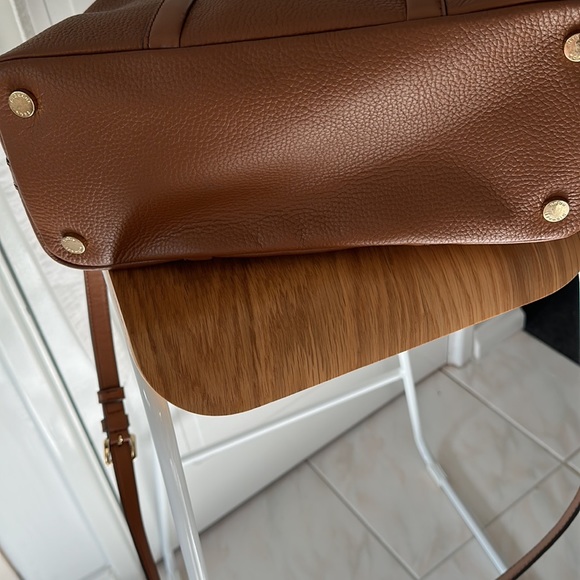 Immaculate Michael Kors bowler bag brown/tan pebbled  leather. This bag is BNWT - Picture 3 of 7